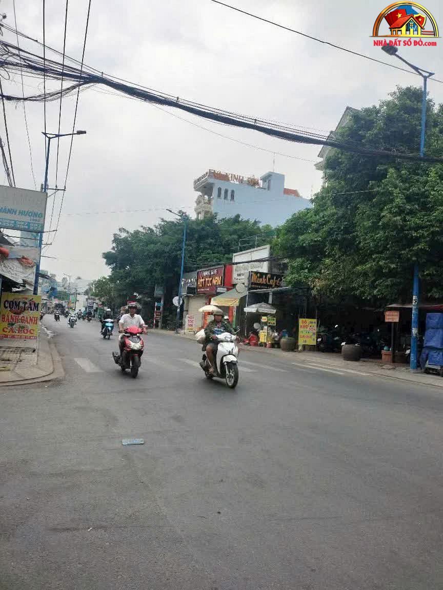 Bán nhà đất Đường Trương Thị Hoa – Phường cũ Tân Thới Hiệp Quận 12 – Phường mới Tân Thới Hiệp – Thành phố Hồ Chí Minh Diện tích 375 m² Giá 28.5 tỷ