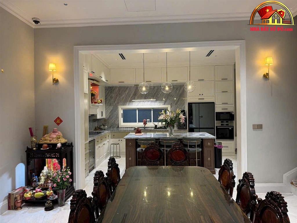 Nhà đẹp cần bán gấp Đường K300 – Phường cũ 12 Quận Tân Bình – Phường mới 12 – Thành phố Hồ Chí Minh – Diện tích 137 m2 – Giá 23.9 tỷ
