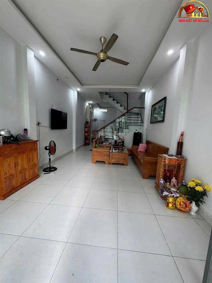 Nhà đất sổ đỏ Đường Không xác định – Phường … – Bán nhà mặt phố Quận 6 – TP Hồ Chí Minh giá 7 – 10 tỷ
