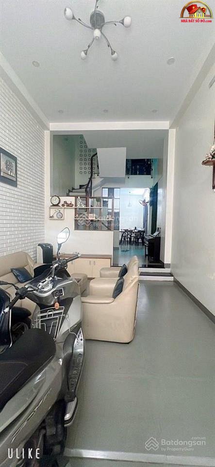 Bán nhà đất Đường Cách Mạng Tháng Tám – Phường cũ Không xác định – Quận Không xác định – Phường mới Không xác định – Thành phố Hồ Chí Minh – Diện tích 80 m2 – Giá 12 tỷ