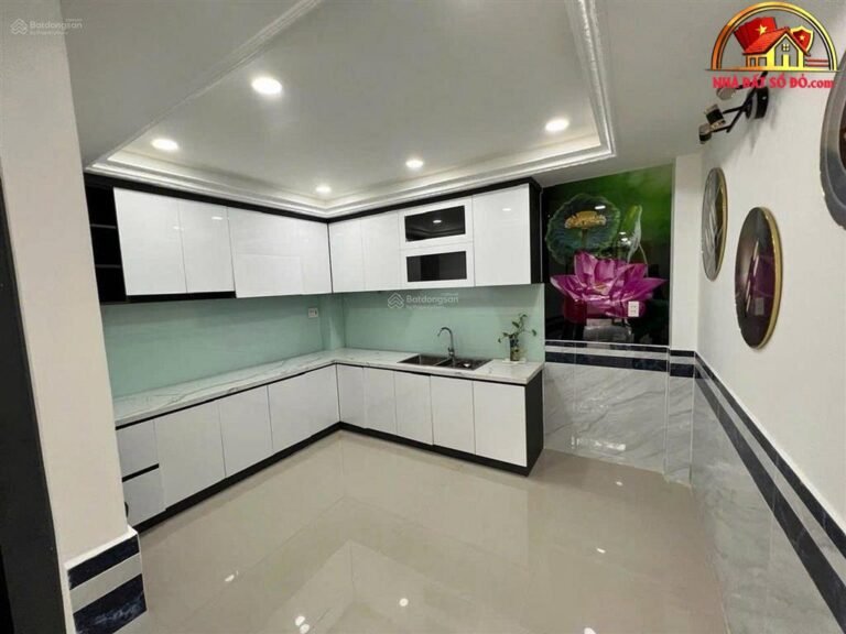 Nhà đất đường Lạc Long Quân – Phường cũ Không xác định – Quận 11 – Phường mới Không xác định – Thành phố Hồ Chí Minh Diện tích 44 m2 – Giá 9.56 tỷ