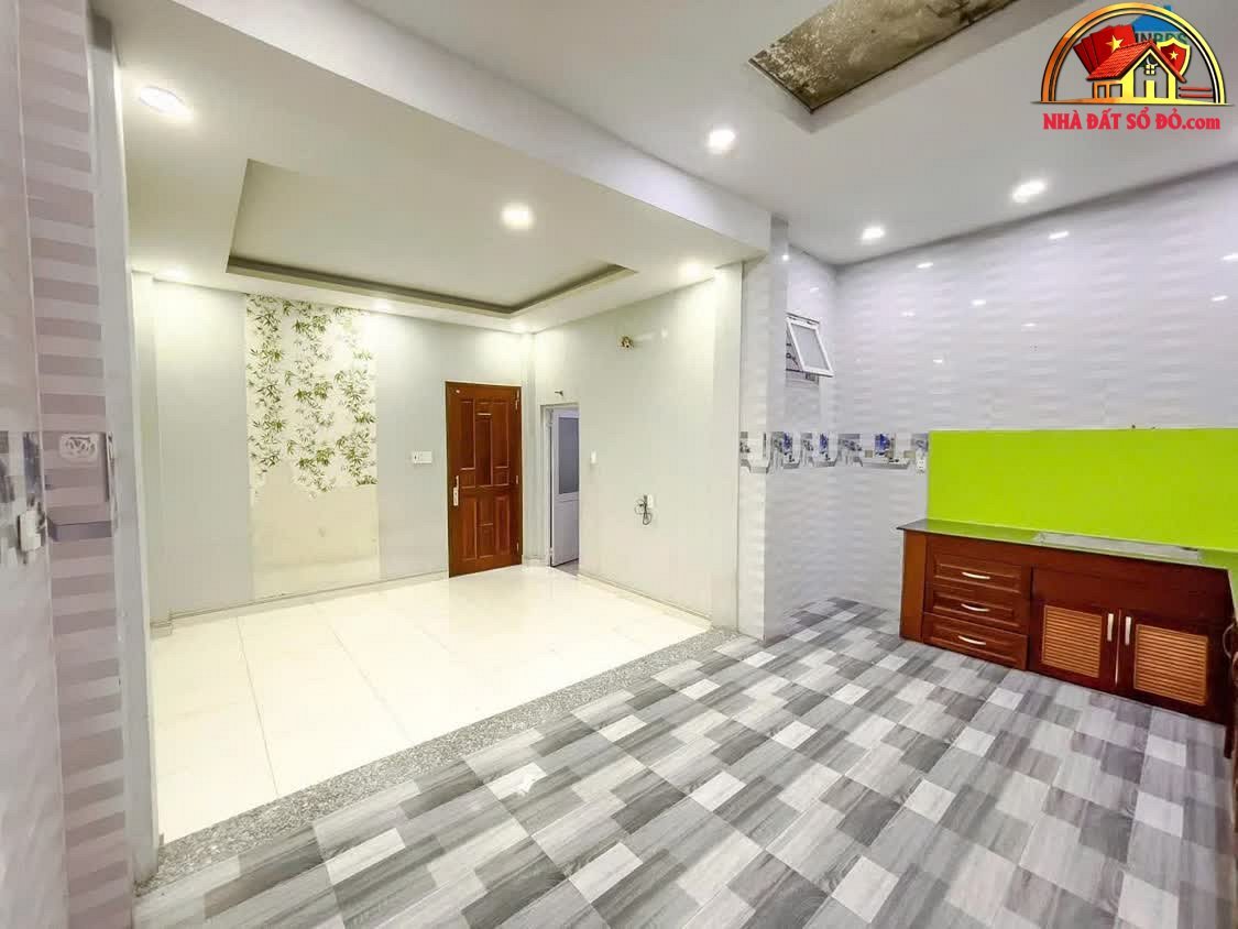 Cơ Hội Vàng – Nhà 5 Lầu, 8 Phòng Ngủ Ngay Hà Huy Giáp – Bán nhà đất Đường Hà Huy Giáp – Phường cũ Thạnh Lộc Quận 12 – Phường mới Thạnh Lộc – Thành phố Hồ Chí Minh 110 m² 10 tỷ