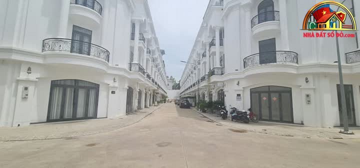 Bán căn hộ chung cư Đường 1 – Phường cũ Không xác định – Quận 6 – Phường mới Không xác định – Thành phố Hồ Chí Minh Diện tích 330 m² giá 4.7 tỷ