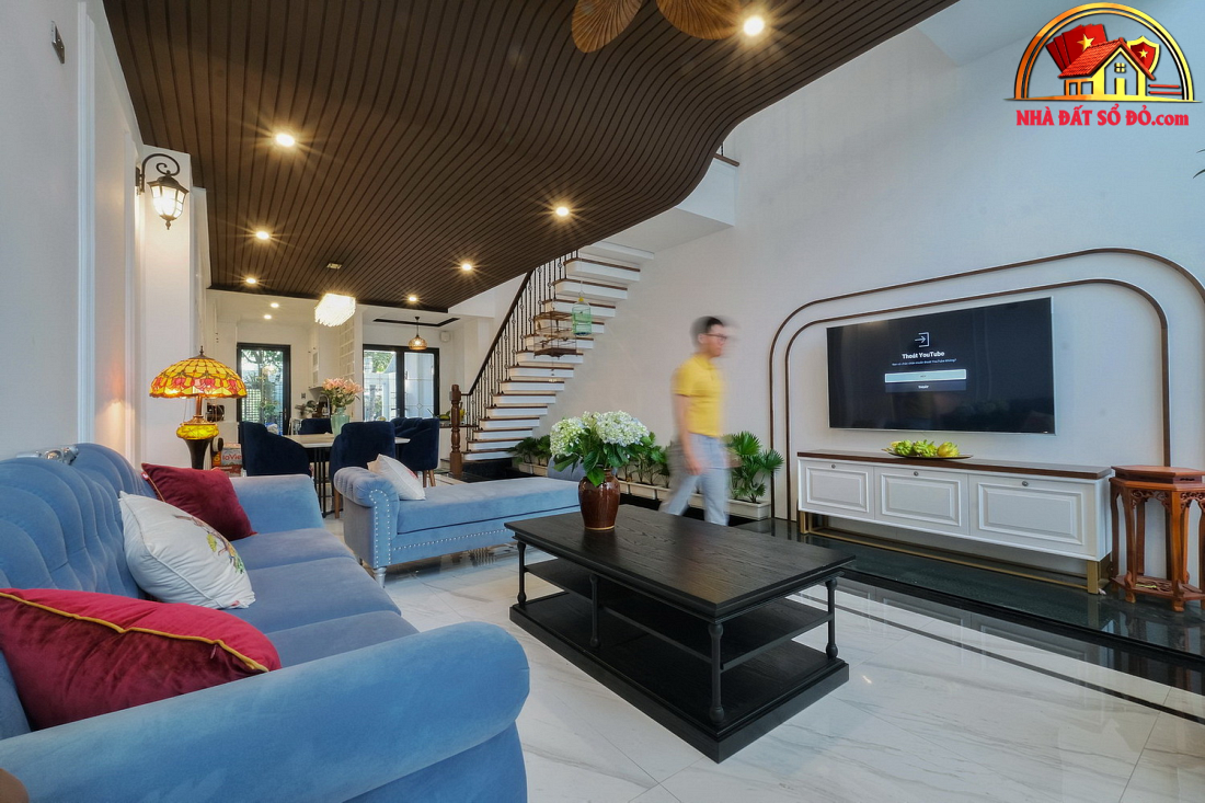 Gạch kính cản nắng hướng Tây cho nhà ống Đà Nẵng đậm chất Indochine- Ảnh 2. Gạch kính cản nắng hướng Tây cho nhà ống Đà Nẵng đậm chất Indochine- Ảnh 2.