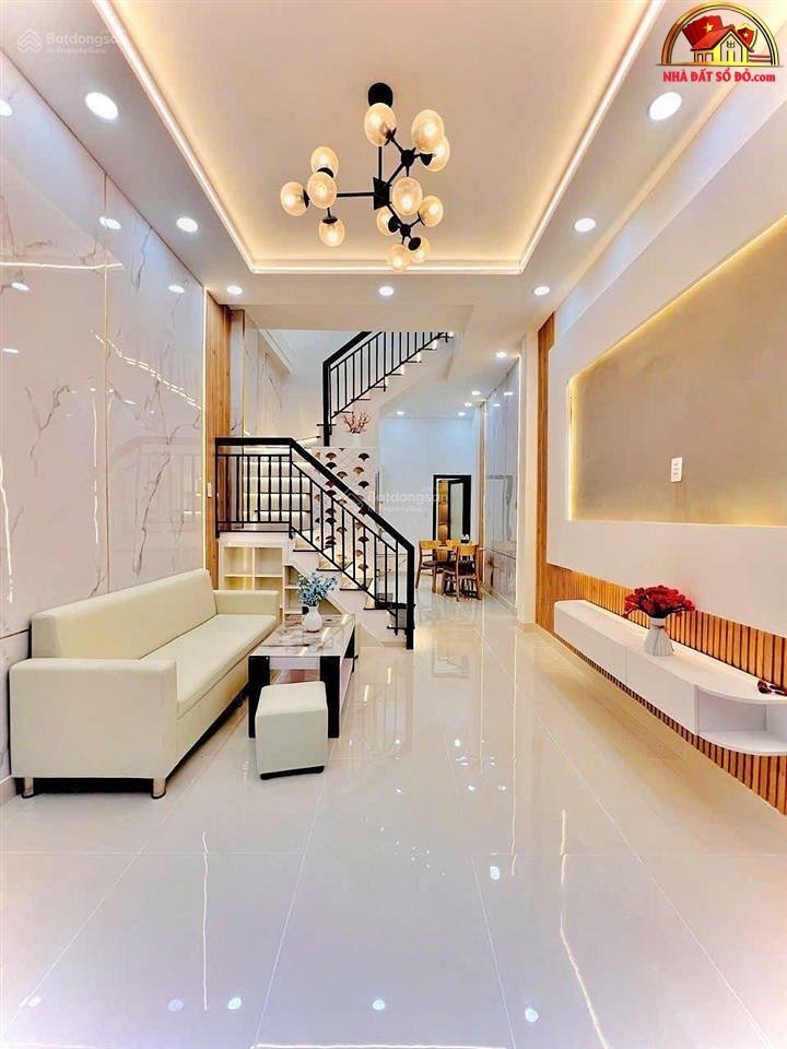 Bán nhà đất Đường Nguyễn Sỹ Sách – Phường cũ Tân Sơn Quận Tân Bình – Phường mới Tân Sơn Nhì – Thành phố Hồ Chí Minh Diện tích 37 m2 Giá 4.99 tỷ