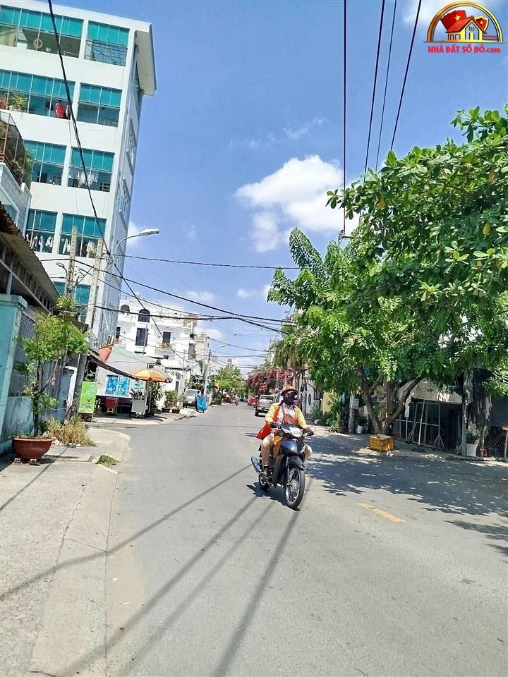Bán nhà đất Đường Dương Quảng Hàm – Phường cũ An Nhơn Quận Gò Vấp – Phường mới An Nhơn – Thành phố Hồ Chí Minh 99 m2 13 tỷ