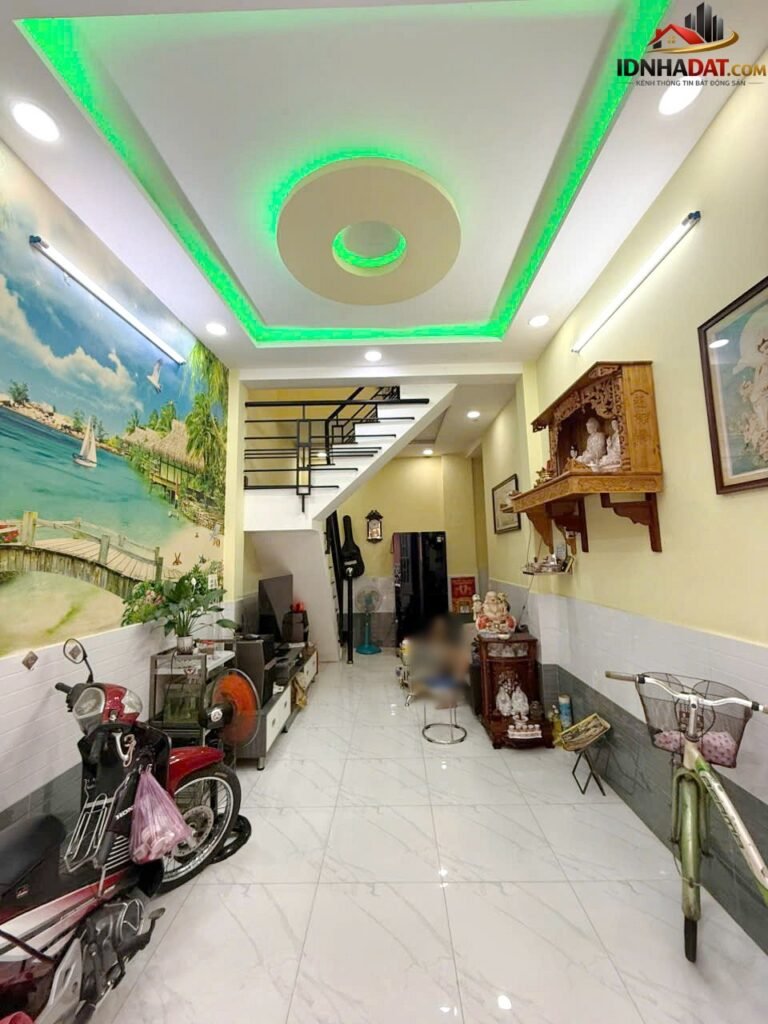[Review Nhà Đất Sổ Đỏ] Nhà 1 Lầu Hẻm 100 Bùi Minh Trực, Quận 8: Vị Trí Đắc Địa và Pháp Lý Rõ Ràng