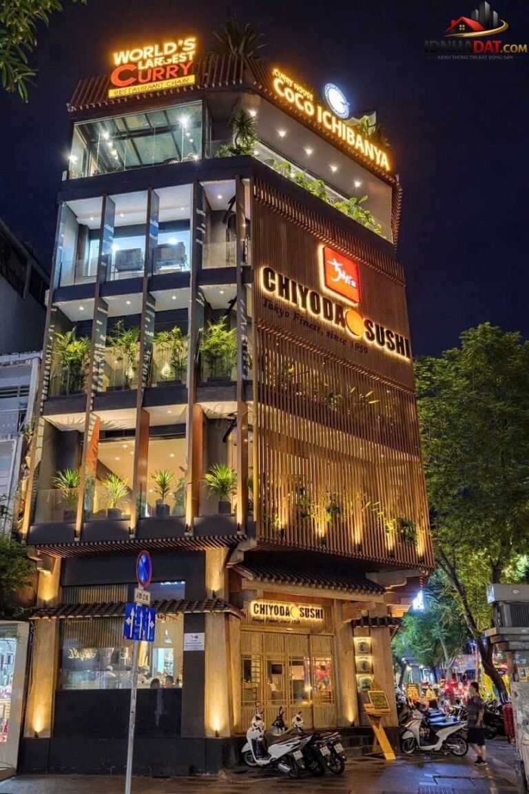 [Đánh Giá Bất Động Sản Sổ Đỏ] Building góc 2 mặt tiền quận 1 – Địa điểm đắt giá với sổ đỏ đầy đủ