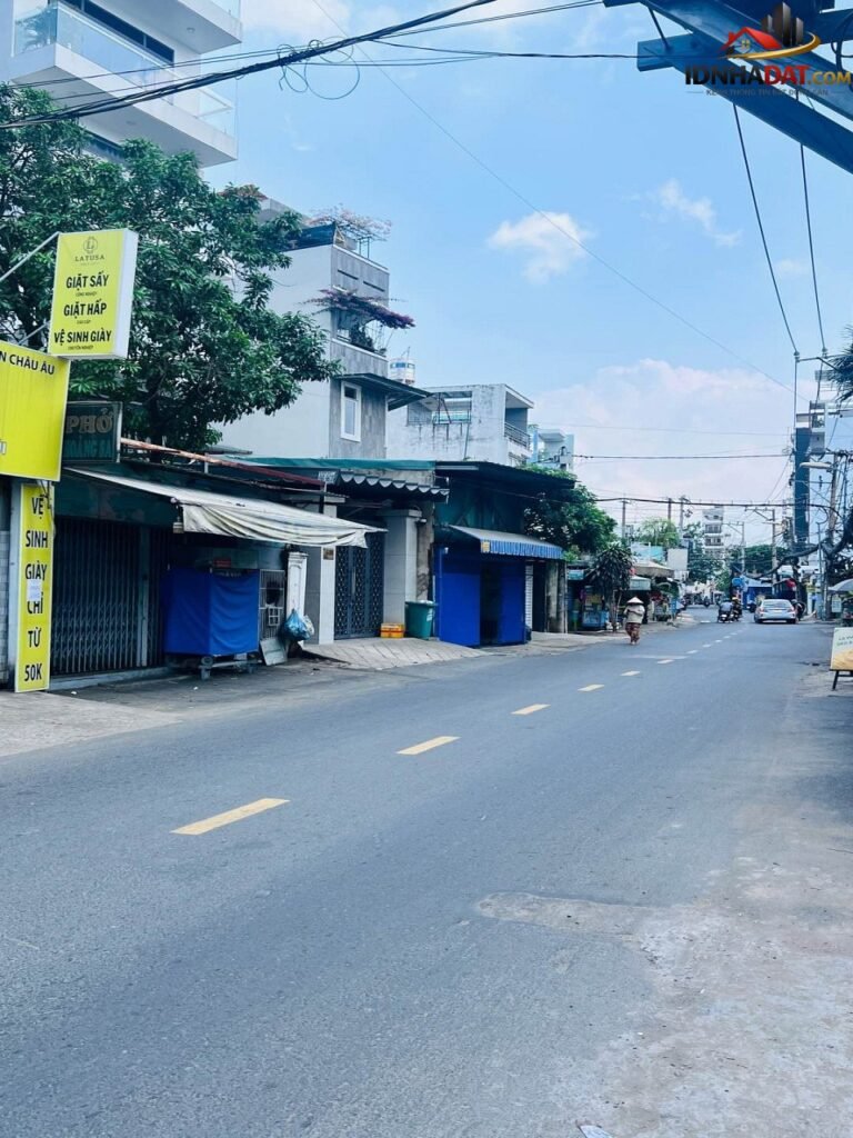 [Đánh Giá Bất Động Sản Sổ Đỏ] Đất thổ cư nở hậu 21m, 601m² tại Đường Trần Bình Trọng, TP.HCM – Tiềm năng khai thác cao