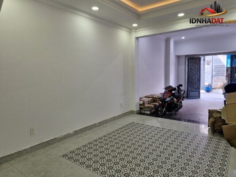 [Đánh Giá Bất Động Sản Sổ Đỏ] Nhà phố 4 tầng tại Đường Số 42, Bình Trưng Đông, Quận 2, TP.HCM – Vị trí đắc địa, pháp lý rõ ràng