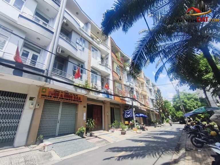 [Review Nhà Đất Sổ Đỏ] Bán nhà phố 4 tầng tại Đường Tạ Quang Bửu, Quận 8, TP.HCM – Pháp lý sổ đỏ rõ ràng