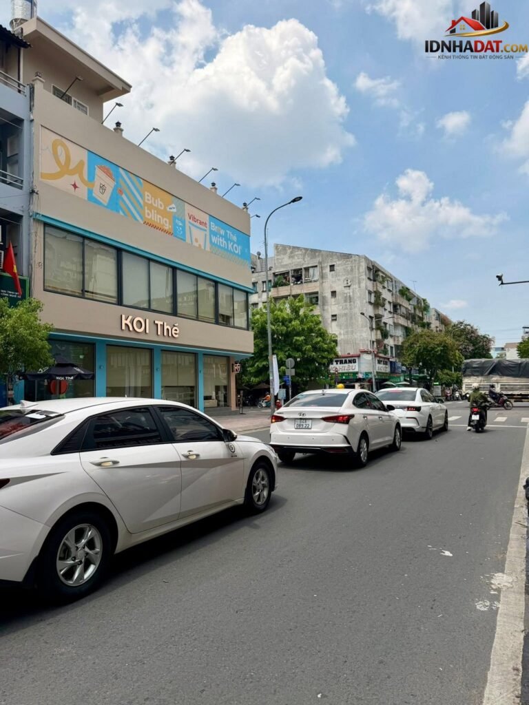 [Đánh Giá Bất Động Sản Sổ Đỏ] Nhà phố 5 phòng ngủ tại Gò Dầu, Tân Phú – Pháp lý đầy đủ, vị trí thuận lợi