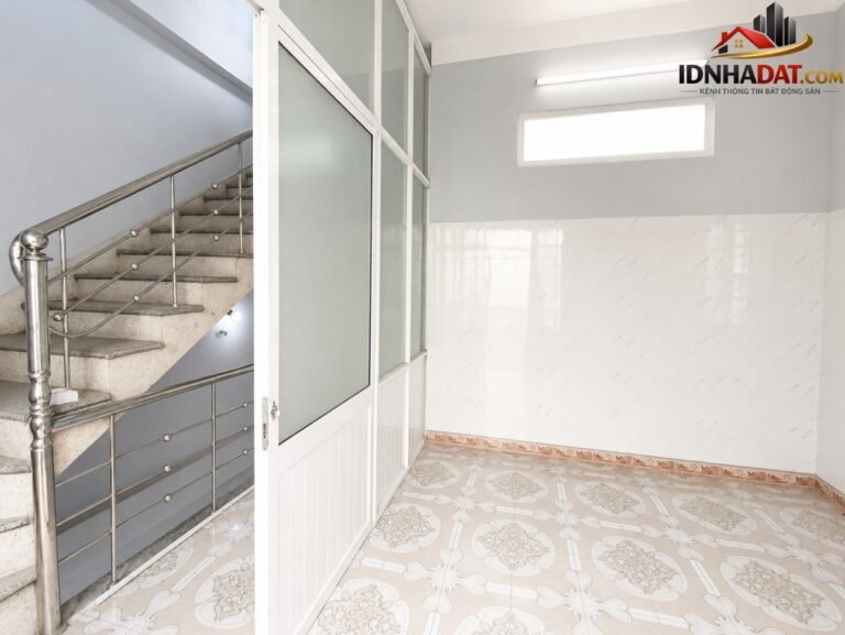 [Đánh Giá Bất Động Sản Sổ Đỏ] Nhà phố 3 tầng 3 phòng ngủ, vị trí đắc địa tại Đà Nẵng