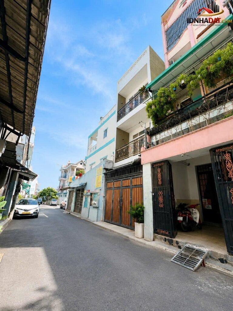 [Đánh Giá Bất Động Sản Sổ Đỏ] Nhà Phố 5 Tầng Đường Huỳnh Thiện Lộc, Tân Phú – Vị Trí Gần Đại Học Văn Hiến