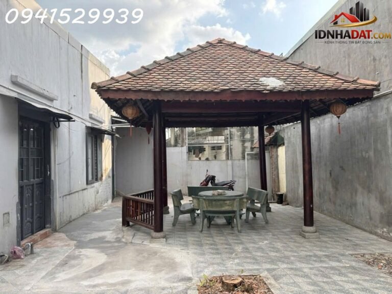 [Đánh Giá Bất Động Sản Sổ Đỏ] Nhà Cấp 4 Diện Tích 200m2 Tại Đường TL 43, Quận Thủ Đức, TP.HCM – Pháp Lý Rõ Ràng