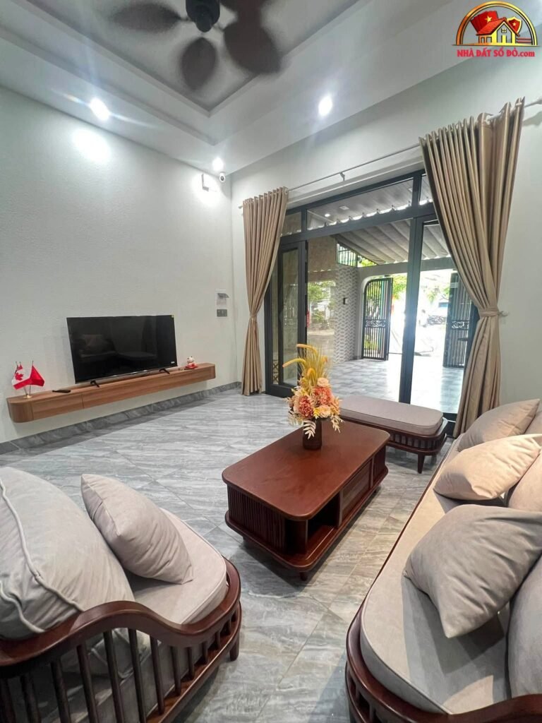 Bán gấp nhà 3 tầng 3 mê đường đông bài 2 – Phường cũ Hòa Khánh Nam – Phường mới Hòa Khánh – Thành phố Đà Nẵng – Diện tích 81m2 – Giá 6.35 tỷ