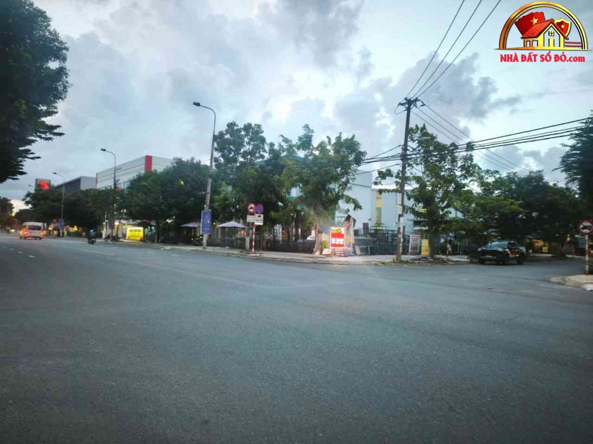 Bán đất Phạm Hùng – Phường cũ Hòa Xuân Quận Cẩm Lệ – Phường mới Hòa Xuân – Thành phố Đà Nẵng 6900m2 180 tỷ