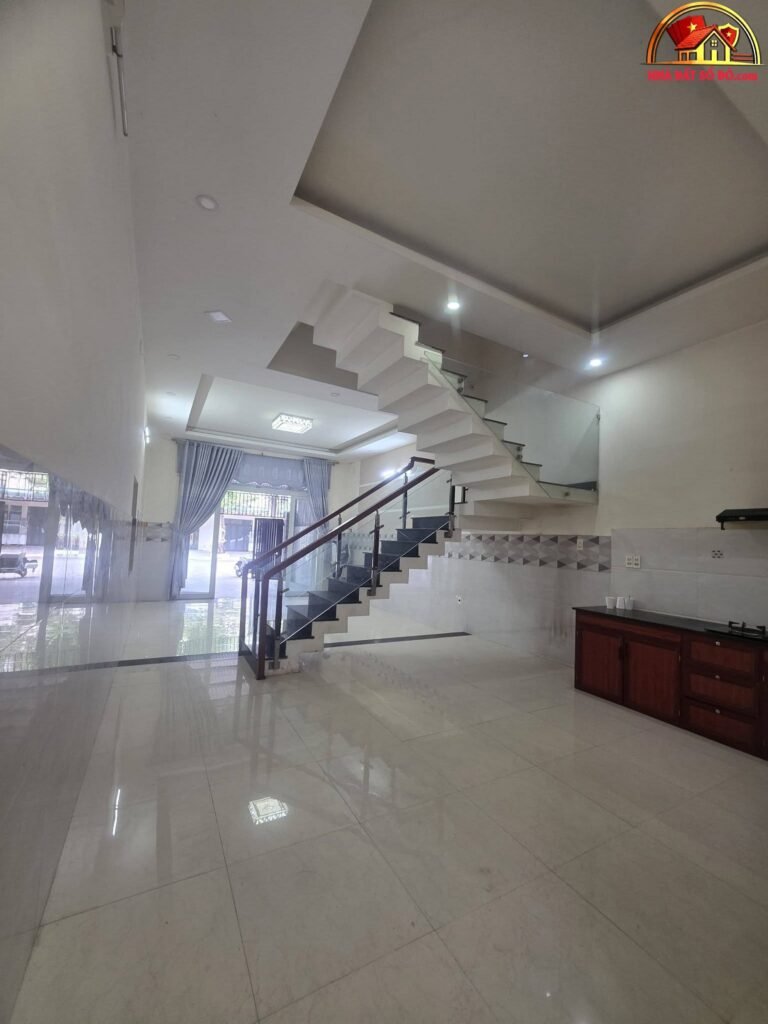 Bán nhà đất Đường Phạm Văn Ngôn – Phường cũ Hòa Khánh Bắc Quận Liên Chiểu – Phường mới Hòa Khánh Bắc – Thành phố Đà Nẵng 101m2 6.85 tỷ