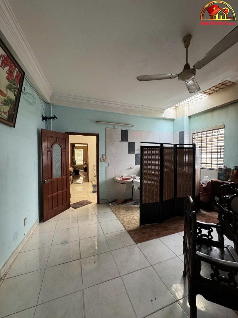 Bán nhà đất Đường Lạc Long Quân – Phường cũ 5 Quận 11 – Phường mới 5 – Thành phố Hồ Chí Minh 108m2 15.5 tỷ
