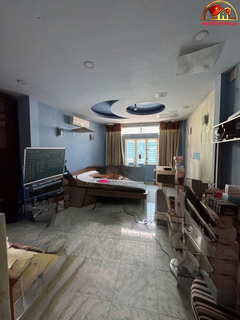 Bán nhà đất Đường Lạc Long Quân – Phường cũ 5 Quận 11 – Phường mới 5 – Thành phố Hồ Chí Minh 108m2 15.5 tỷ