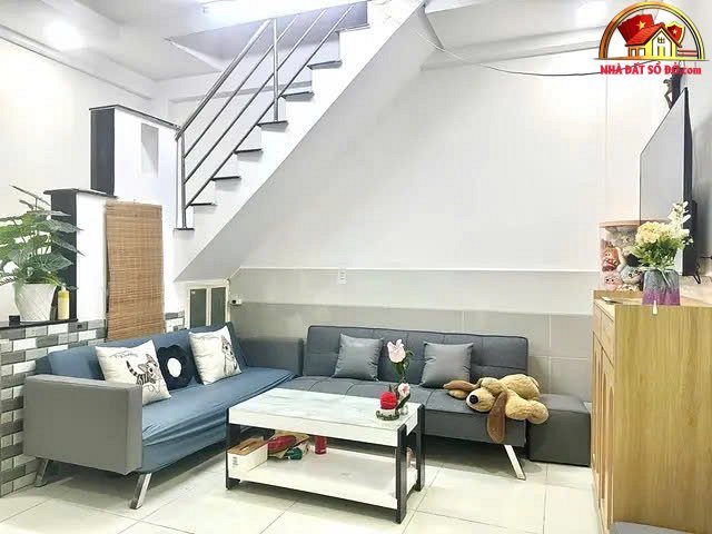 Chỉ hơn 2 tỉ có ngay nhà ngon p9 q8 – gần cầu nguyễn tri phương – 28m2 – 2700000000
