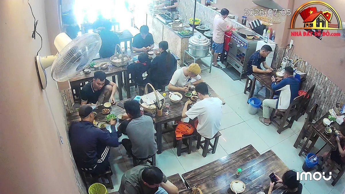 Sang nhượng quán cơm văn phòng và gia đình Đường CN1 – Phường cũ Tây Thạnh Quận Tân Phú – Thành phố Hồ Chí Minh diện tích 100m2 giá 200 triệu