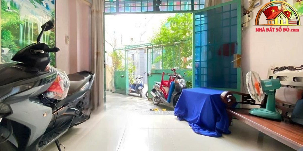 Nhà hẻm xe hơi Lạc Long Quân – Phường cũ 8 Quận Tân Bình – Phường mới 8 – Thành phố Hồ Chí Minh diện tích 35m2 giá 5.4 tỷ