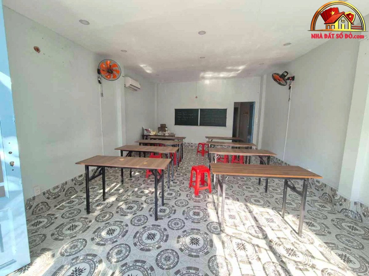 Giá quá tốt mặt tiền tô ký không lộ giới 57m chỉ 5.5 tỷ – Bán nhà đất Đường Tô Ký – Phường cũ Đông Hưng Thuận – Phường mới Đông Hưng Thuận – Thành phố Hồ Chí Minh