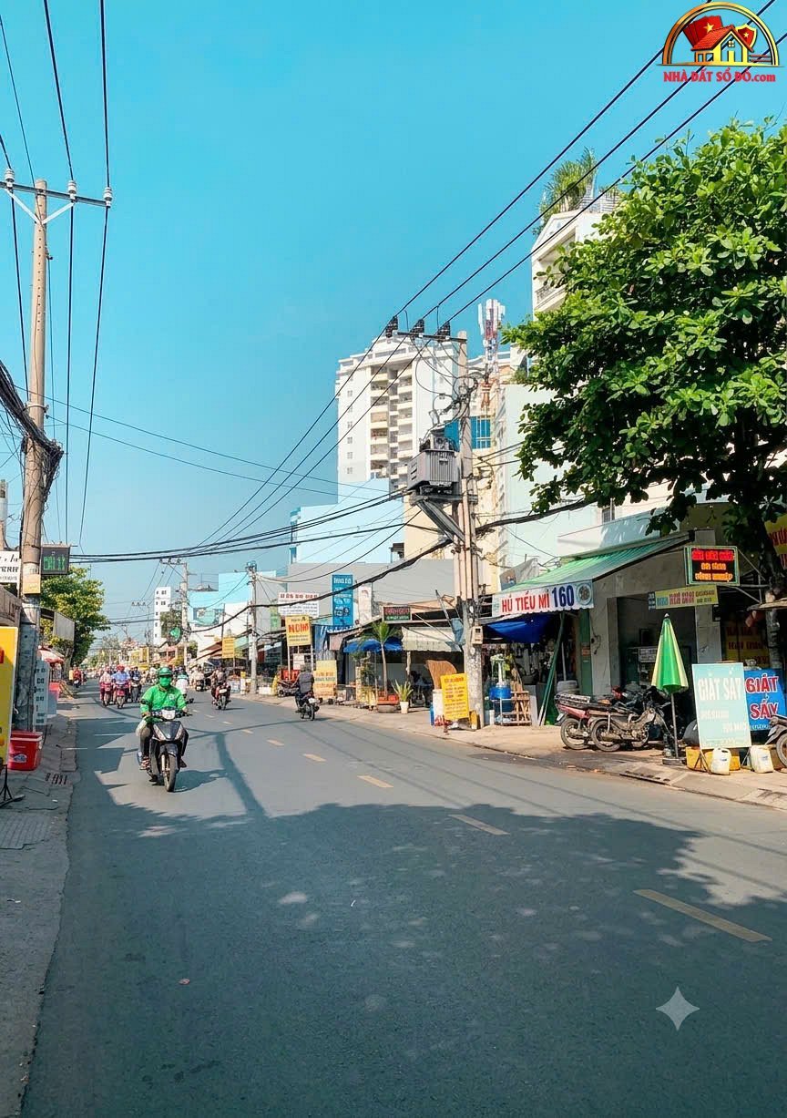 Mặt tiền Thoại Ngọc Hầu Tân Phú diện tích 216m2 giá 11800000000