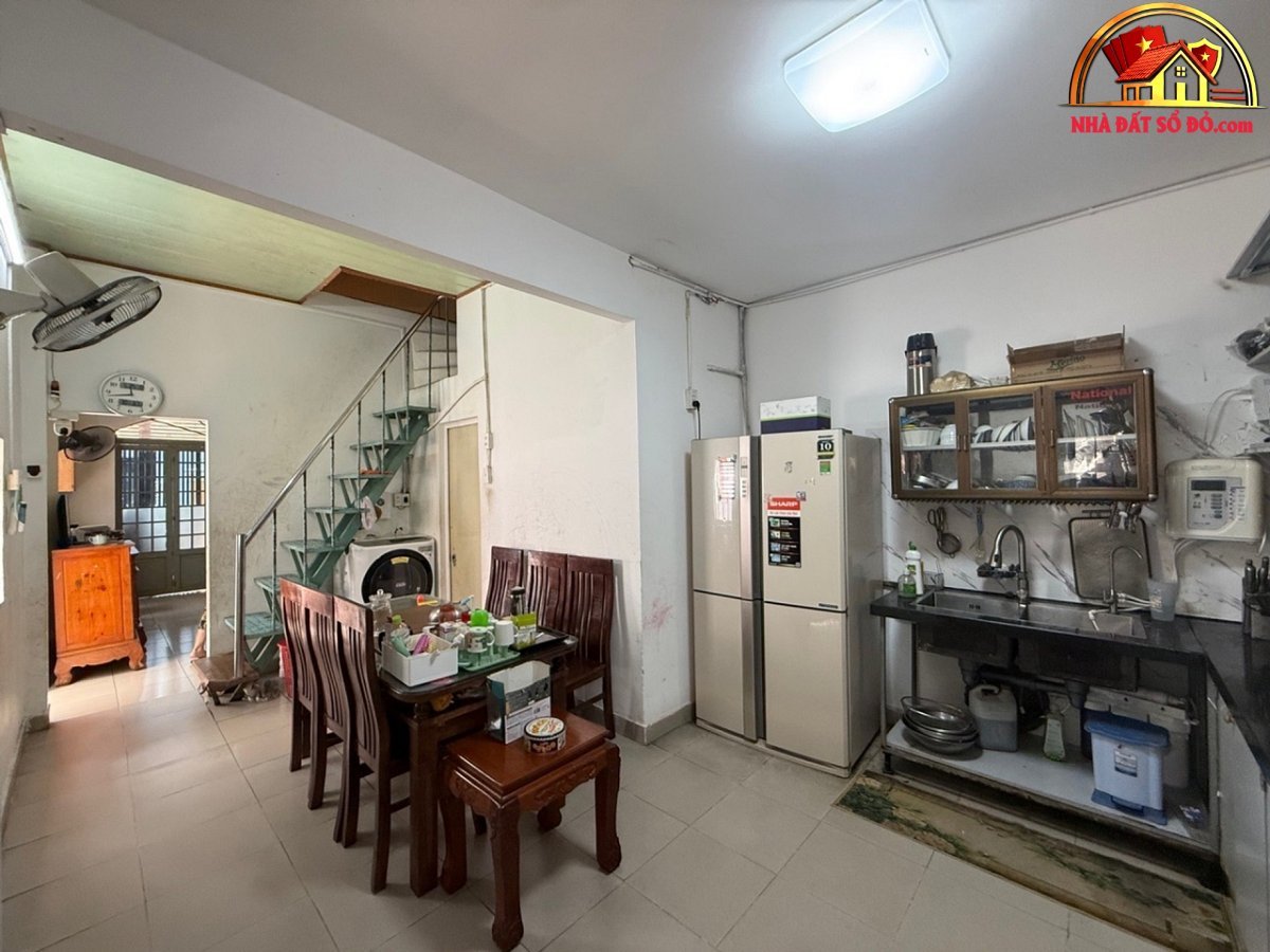 K2692 nhà 2 tầng nở hậu tài lộc sát chợ cầu –… – Bán nhà trong ngõ, hẻm Huyện Đông Hưng – Thái Bình giá 5 – 7 tỷ