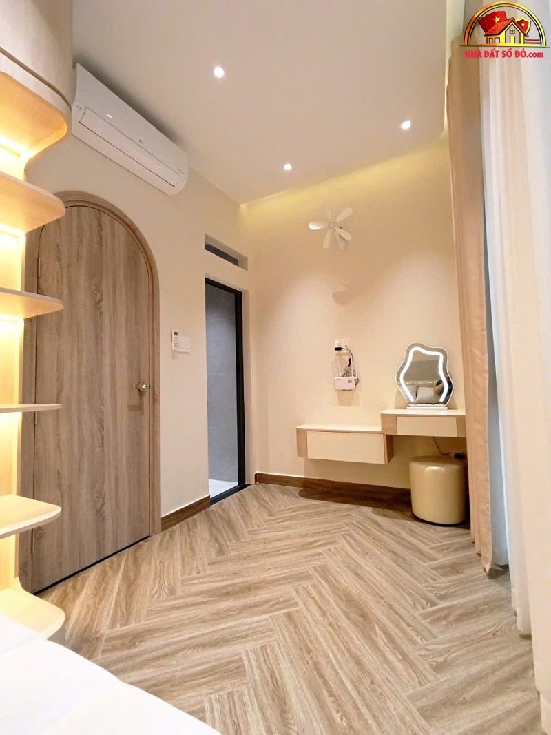 Nhà đẹp 4 tầng full nội thất Thạch Lam Tân Phú chỉ… – Bán nhà mặt phố Quận Tân Phú – TP Hồ Chí Minh giá 3 – 5 tỷ