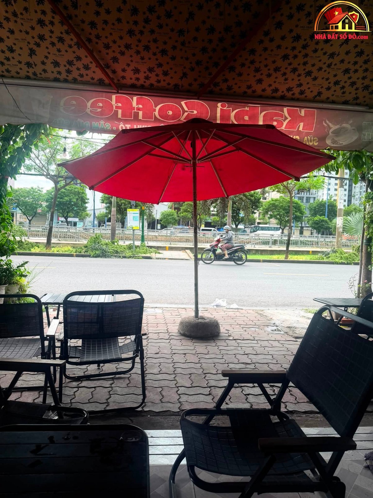 Chính chủ cần sang nhượng lại quán cà phê Đường Bến Bình Đông – Phường cũ 14 Quận 8 – Thành phố Hồ Chí Minh diện tích 39m2 giá 80000000