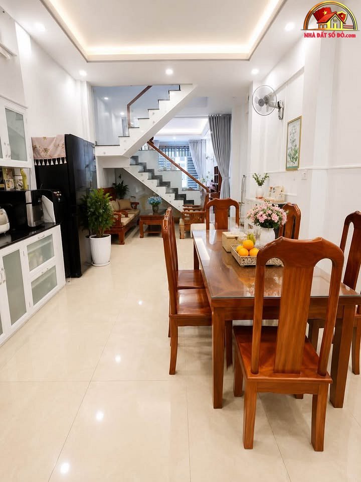Bán nhà đất Đường Lê Thúc Hoạch – Phường cũ Phú Thọ Hòa Quận Tân Phú – Phường mới Phú Thọ Hòa – Thành phố Hồ Chí Minh 81m 8.99 tỷ