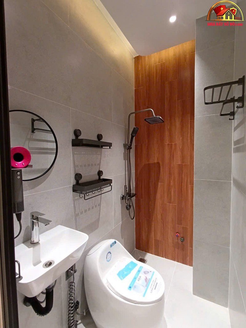 Nhà đẹp 4 tầng full nội thất Thạch Lam Tân Phú chỉ… – Bán nhà mặt phố Quận Tân Phú – TP Hồ Chí Minh giá 3 – 5 tỷ