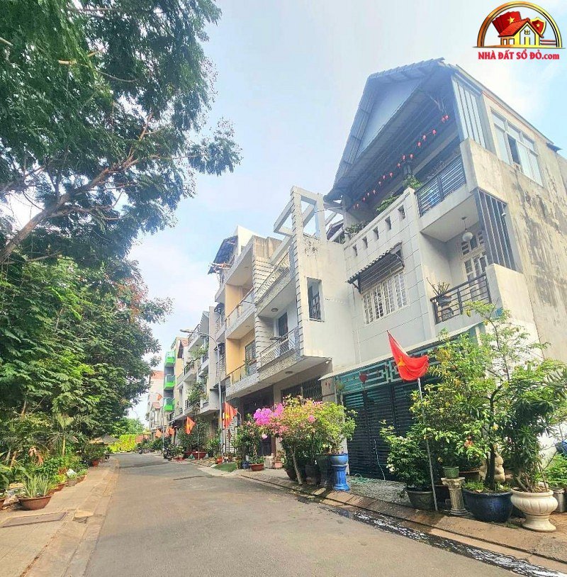 Bán nhà mặt phố đường số 4c – Phường cũ Linh Xuân Quận Thủ Đức – Phường mới Linh Xuân – Thành phố Hồ Chí Minh diện tích 142 m2 giá 9.25 tỷ