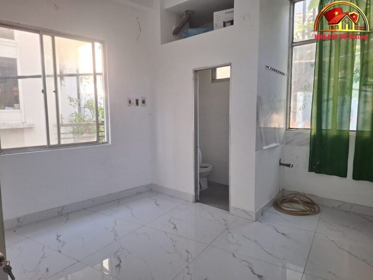 Lô góc 2 mặt tiền đống đa, 3 tầng, mặt tiền 5m, 4…. – Bán nhà mặt phố Quận Đống Đa – Hà Nội giá 3 – 5 tỷ