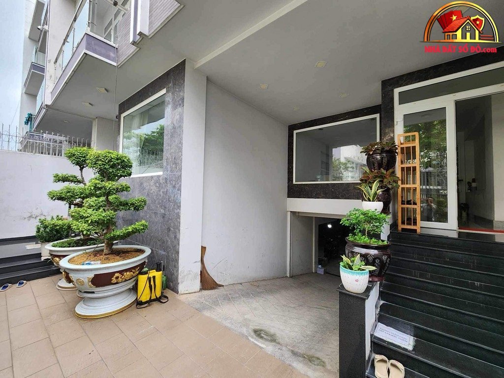 Hiếm chdv full phòng đặng chất – dòng tiền 600tr/năm. chỉ 12 tỷ tí Bán nhà đất Đường Âu Dương Lân – Phường cũ Chánh Hưng Quận 1 – Phường mới Chánh Hưng – Thành phố Hồ Chí Minh 82m2 12.35 tỷ
