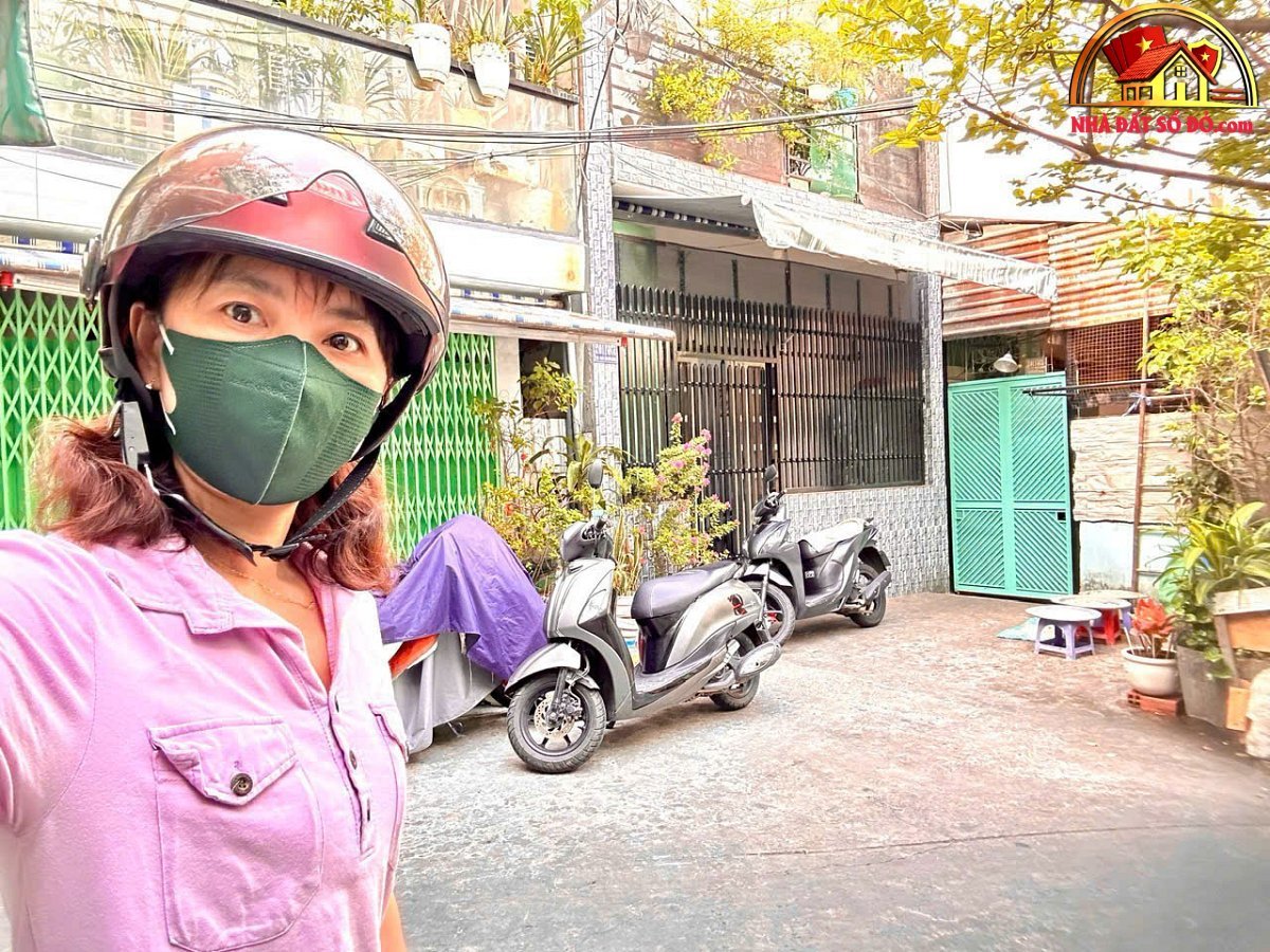 Nhà ngang lớn 4.5m2 – gần chợ 200 đ.xóm chiế… – Bán nhà mặt phố Quận 4 – TP Hồ Chí Minh giá 5 – 7 tỷ