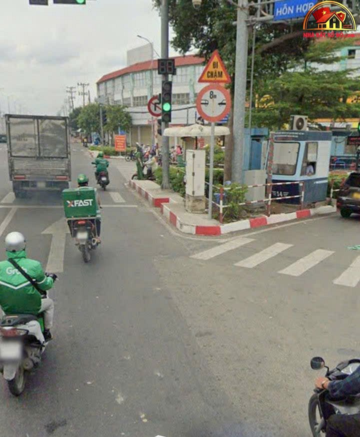 Gấp gấp hiếm có khó tìm nhà mặt tiền 8m, 2 xe tải … – Bán kho xưởng Huyện Tân Kỳ – Nghệ An giá 5 – 7 tỷ