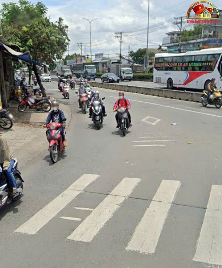 Chính chủ bán gấp nhà mặt tiền Đường Ấp Chiến Lược – Phường cũ Bình Hưng Hòa A Quận Bình Tân – Phường mới Bình Hưng – Thành phố Hồ Chí Minh diện tích 64m2 giá 12 tỷ
