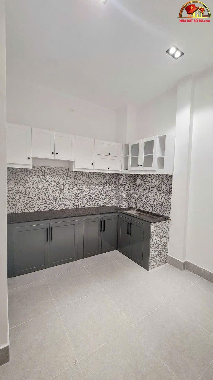 Nhà đẹp giá tốt – hơn 2 tỷ shr – hương… – Bán nhà mặt phố Quận Bình Tân – TP Hồ Chí Minh giá Dưới 3 tỷ