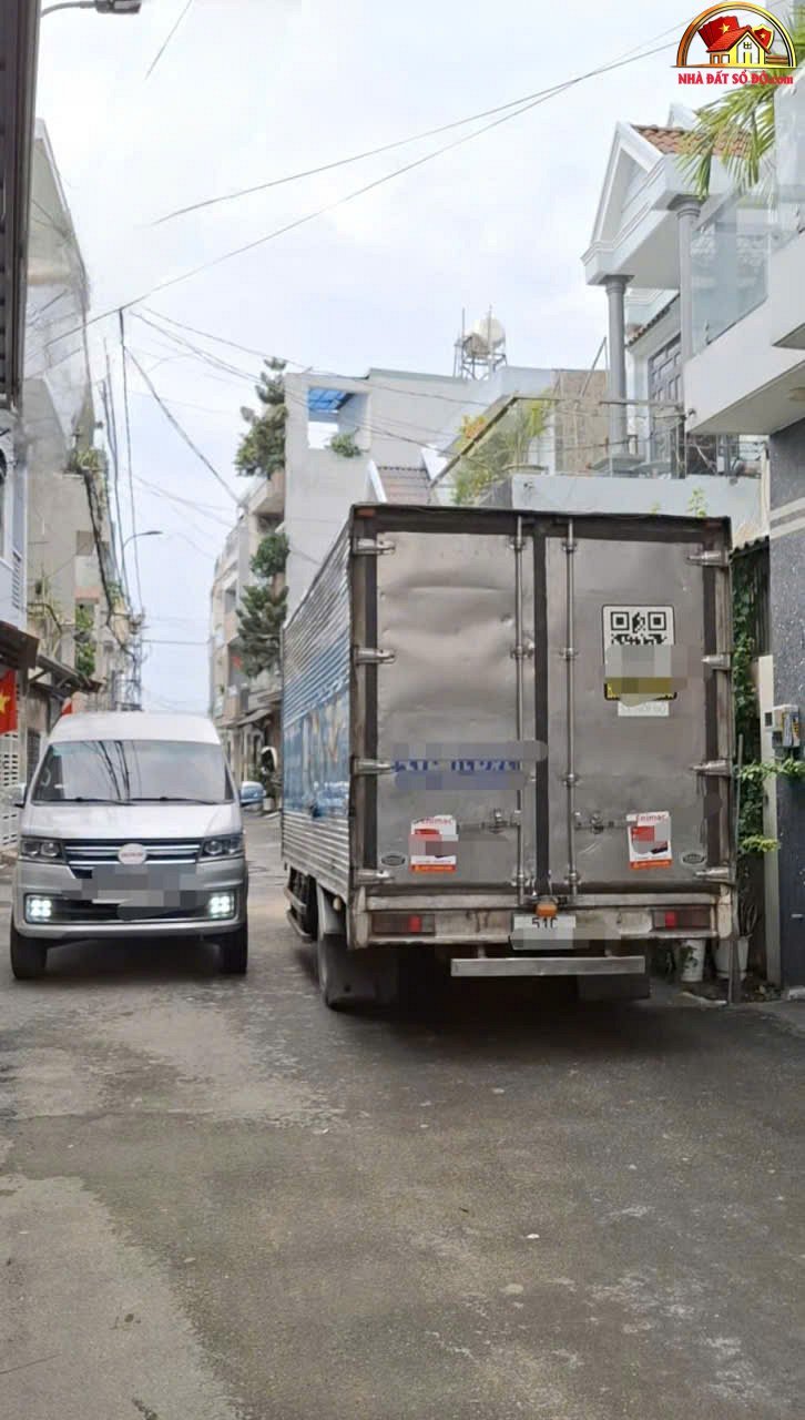 Chỉ 40tr/m2 nhà xưởng Đường Bình Thành – Phường cũ Bình Hưng Hòa B Quận Bình Tân – Phường mới Bình Hưng Hòa B – Thành phố Hồ Chí Minh diện tích 305m2 giá 12.3 tỷ