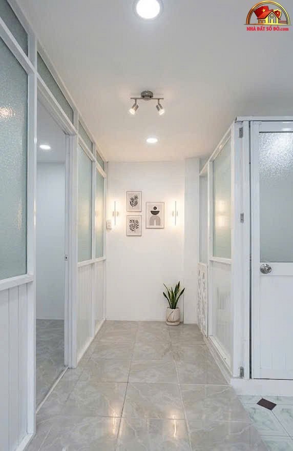 Bán nhà đất Đường Phạm Văn Hai – Phường cũ 3 Quận Tân Bình – Phường mới Tân Sơn Hòa – Thành phố Hồ Chí Minh 43m2 3.3 tỷ