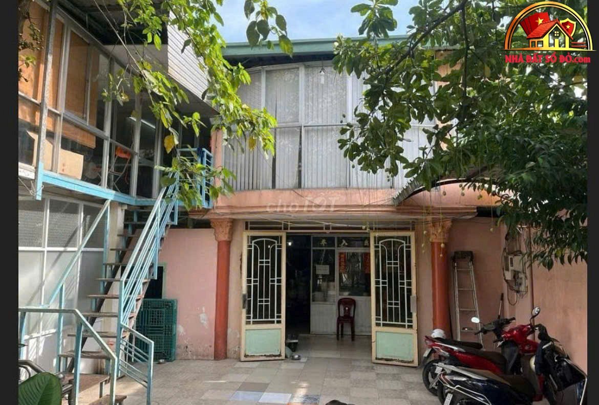 Chính chủ cần bán nhà đất 298m2 – đường số 9 – phường Bình Hưng Hòa – quận Bình Tân – Thành phố Hồ Chí Minh giá 10.5 tỷ