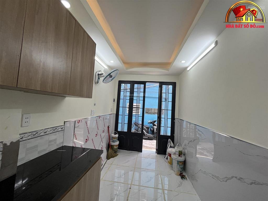 Mua nhà đất Đường Cách Mạng Tháng 8 – Phường cũ 13 Quận 10 – Phường mới Hòa Hưng – Thành phố Hồ Chí Minh diện tích 13 m2 giá 2800000000