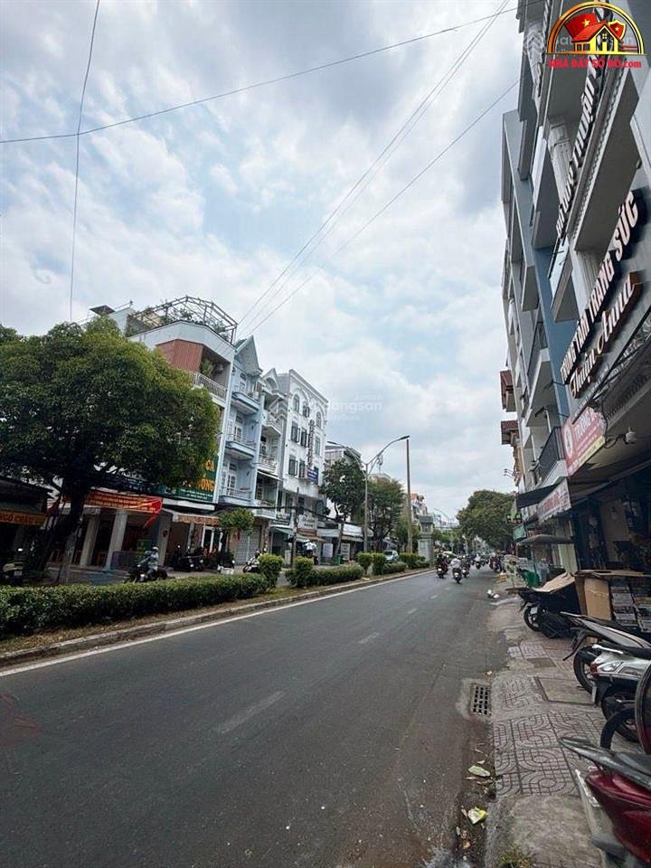 Bán nhà đất Đường Nguyễn Cửu Đàm – Phường cũ Tân Sơn Nhì Quận Tân Phú – Phường mới Tân Sơn Nhì – Thành phố Hồ Chí Minh 97 m2 Thỏa thuận
