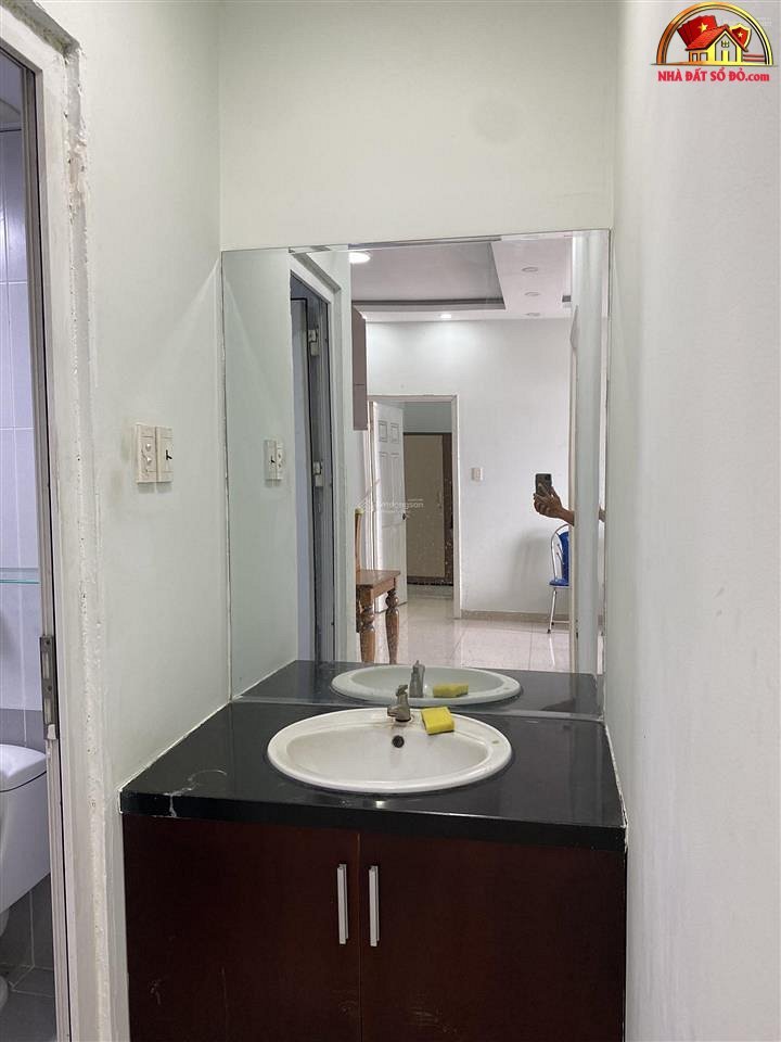 Căn hộ Âu Cơ Tower – Đường Âu Cơ – Phường cũ Phú Thọ Hòa Quận Tân Phú – Phường mới Tân Thành – Thành phố Hồ Chí Minh – diện tích 75m2 – giá 4 tỷ