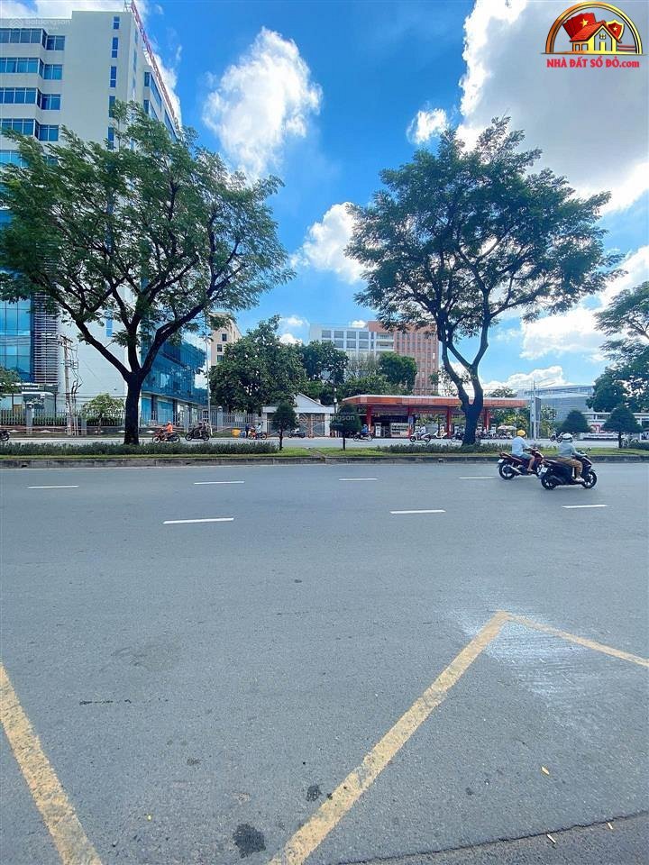Nhà mặt tiền Tô Ký – Quận 12 – Giá 13.5 tỷ – Diện tích 200 m2 – Bán nhà đất Đường Tô Ký – Phường cũ Trung Mỹ Tây – Phường mới Trung Mỹ Tây – Thành phố Hồ Chí Minh