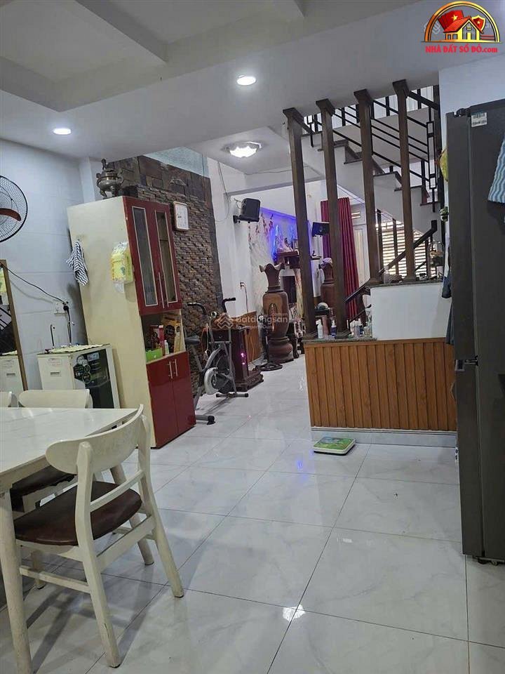 Nhà đẹp hẻm xe hơi gần Emart Phan Huy Ích – Phường cũ 14 Quận Gò Vấp – Phường mới 14 – Thành phố Hồ Chí Minh Diện tích 64 m2 giá 7.5 tỷ