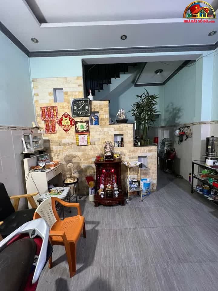 Bán nhà đất Đường Lò Gốm – Phường cũ Không xác định – Quận 6 – Phường mới Không xác định – Thành phố Hồ Chí Minh – Diện tích 72 m² – Giá 4.5 tỷ